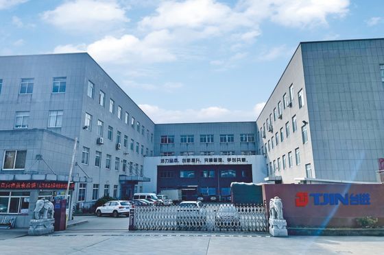 Otomatik Plasticizing Press Yarım iletken çip üretimi makineleri ISO9001 sertifikalı