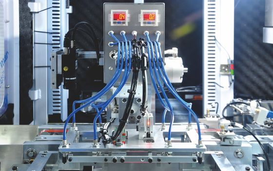 Elektronik bileşenler biçim ve biçimleme makinesi pervane ve şekillendirme sistemi 1000W